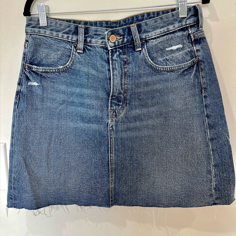 H&M distressed dark indigo denim mini skirt
